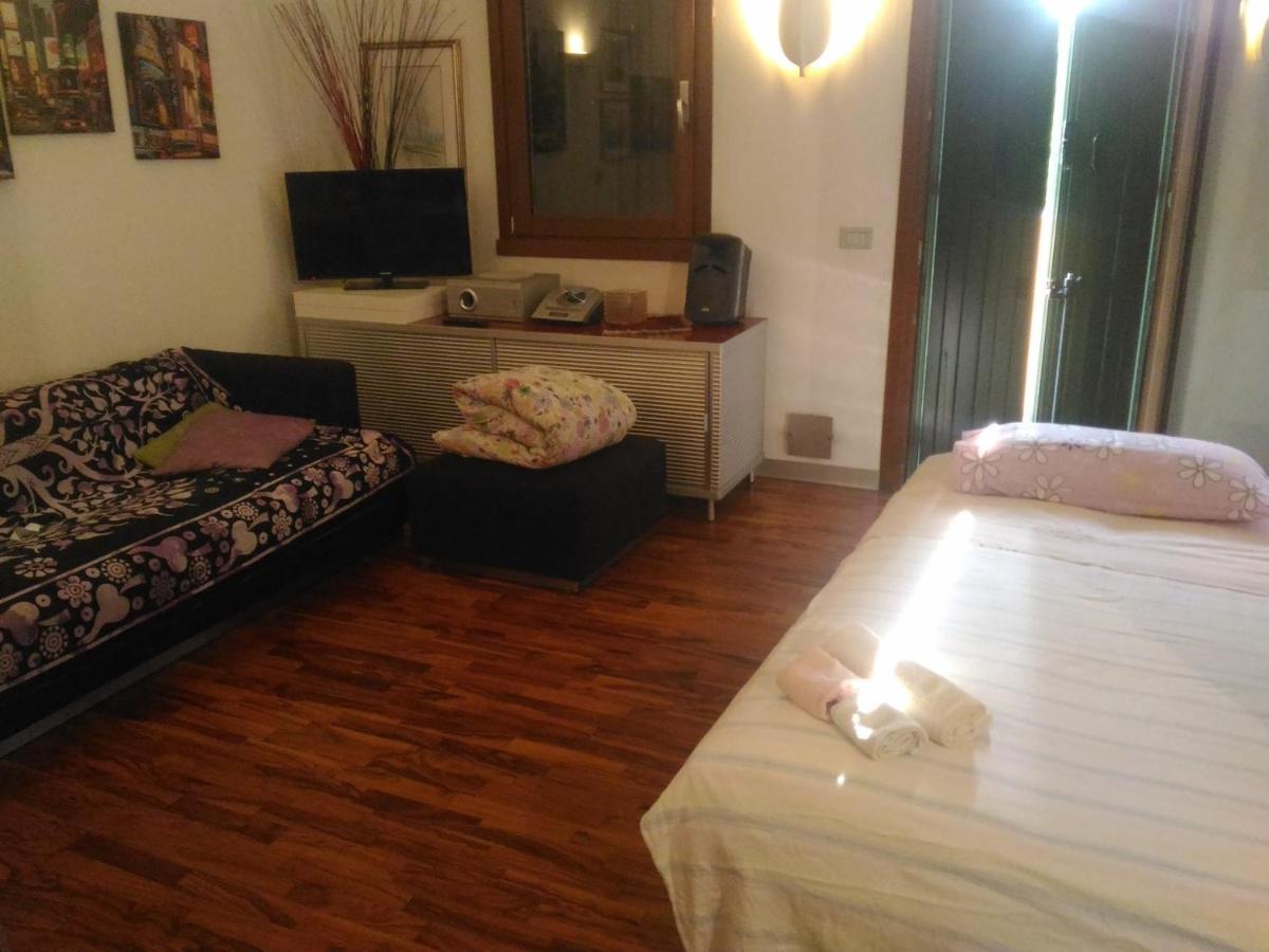 Gabriele House Bed & Breakfast Padova Exterior photo